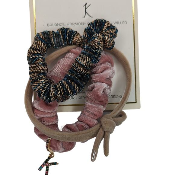 Nordstrom Accessories - K Charm Scrunchie Set – Letter Initial Ponytail Hair Ties
